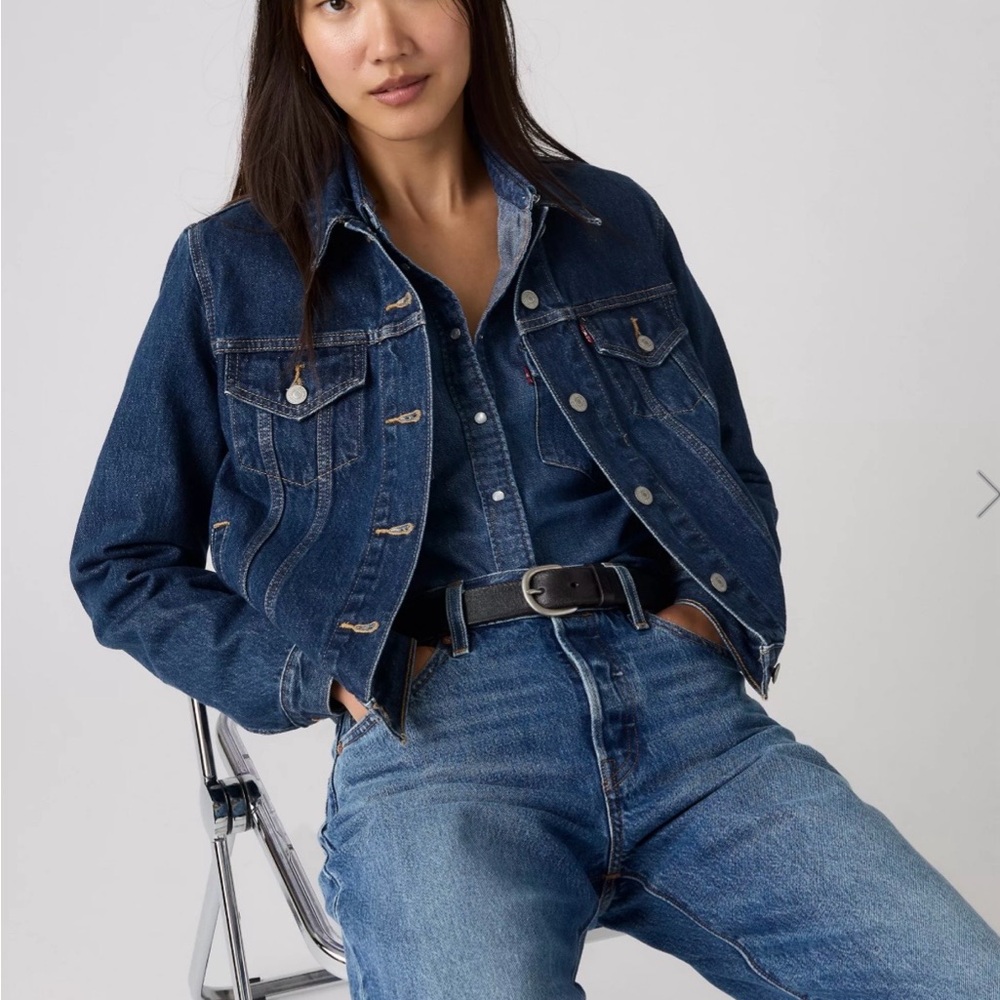 Levi’s Women’s Trucker Denim Jacket – Dark Wash, Size M